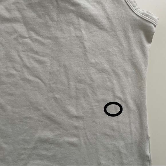 H&M Tank Top - Picture 2 of 3